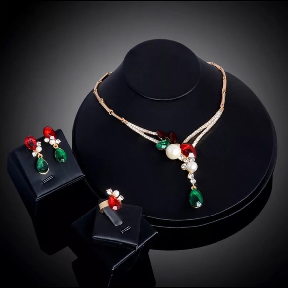 Fashion Jewelry Jewelry - 🔥2/$40🔥18K Gold Plated Crystal Pearl Jewelry Set